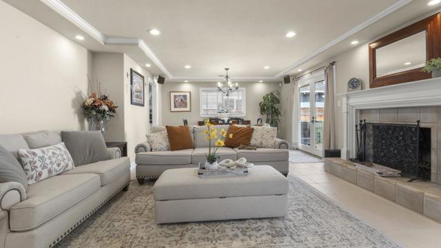 878 El Rio Drive, San Jose CA: https://media.crmls.org/mediaz/3f837140-4d96-4763-9144-c4c63c0f0509.jpg
