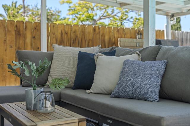 5768 CAMBER DR, San Diego CA: https://media.crmls.org/mediaz/3f8442e0-94dd-4f11-97af-a441872e1ee8.jpg