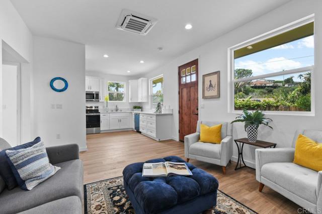 4055 Bernice Drive, San Diego CA: https://media.crmls.org/mediaz/3f851622-ada6-49fa-bec0-d605f350f4bf.jpg