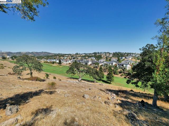 Image 12 of 16 For 3776 Skyfarm Dr