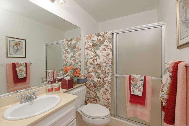 Detail Gallery Image 13 of 21 For 1644 Forestdale Dr, Encinitas,  CA 92024 - 3 Beds | 2 Baths