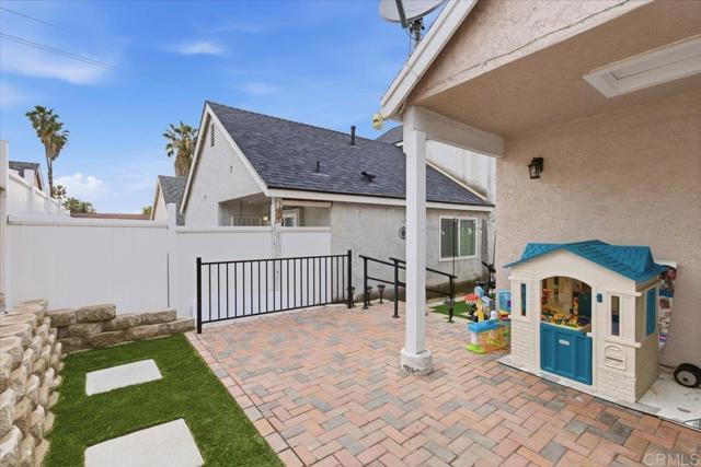 Detail Gallery Image 23 of 48 For 353 61st St, San Diego,  CA 92114 - 3 Beds | 3 Baths