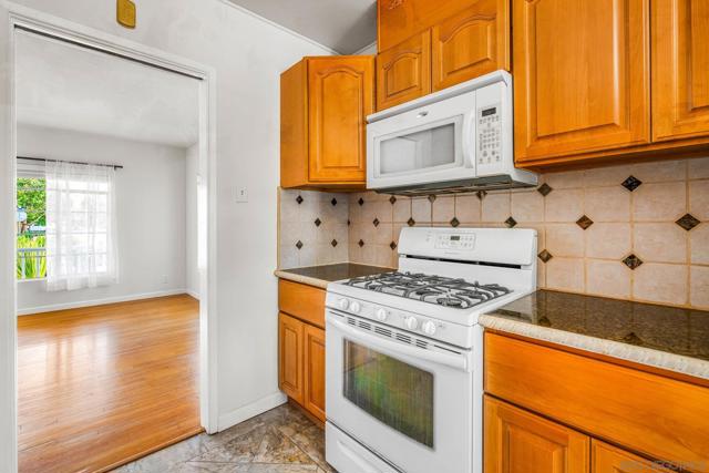 228 E 15th Ave, Escondido CA: https://media.crmls.org/mediaz/3f86f840-7c07-42ca-aaa3-048ccd71dca5.jpg