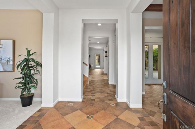 648 California Oak Drive, Vista CA: https://media.crmls.org/mediaz/3f875e19-0f70-4c97-ba1a-62a0dfe0e52c.jpg