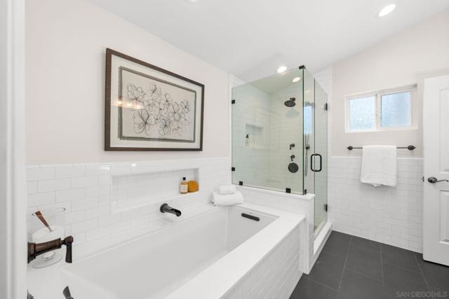 5370 Redding Rd, San Diego CA: https://media.crmls.org/mediaz/3f87e069-7ad9-4b34-86a6-db3190950ec6.jpg