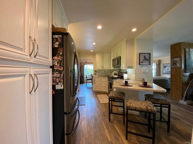 Detail Gallery Image 8 of 74 For 1490 S Orange Ave #132,  El Cajon,  CA 92020 - 2 Beds | 2 Baths