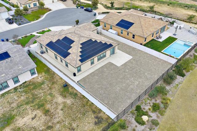 Detail Gallery Image 5 of 53 For 13410 Herringbone Ct, Valley Center,  CA 92082 - 4 Beds | 2/1 Baths