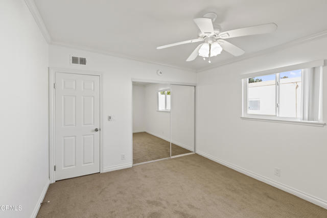 Detail Gallery Image 8 of 15 For 3001 Isle Way #B,  Oxnard,  CA 93035 - 2 Beds | 1/1 Baths