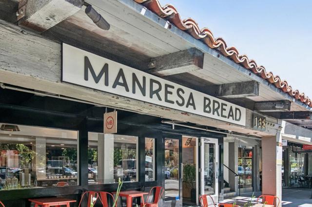 1716 Fulton Street, Palo Alto CA: https://media.crmls.org/mediaz/3f896f80-0fb2-4bbf-a3ea-7af6a86ca342.jpg