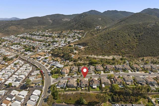 7787 Britt Pl, Santee CA: https://media.crmls.org/mediaz/3f89ae18-7b17-445a-aeeb-7802af6e9136.jpg