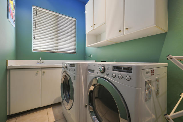 Image 22 of 34 For 42780 Caballeros Drive