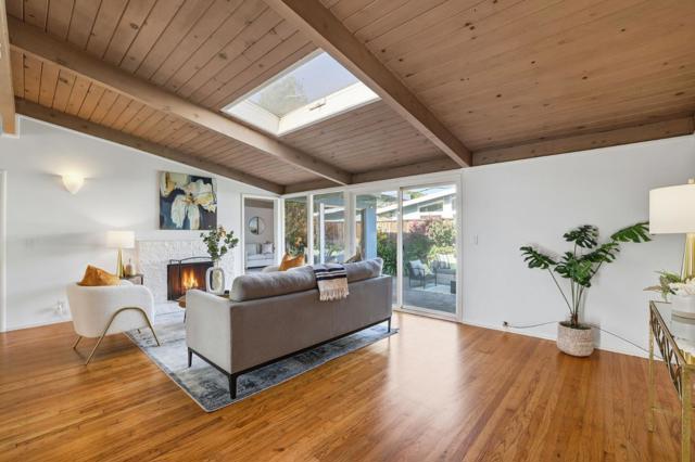 3839 Ross Road, Palo Alto CA: https://media.crmls.org/mediaz/3f8cd5b4-0a09-4235-b7fc-212e17ab83ae.jpg