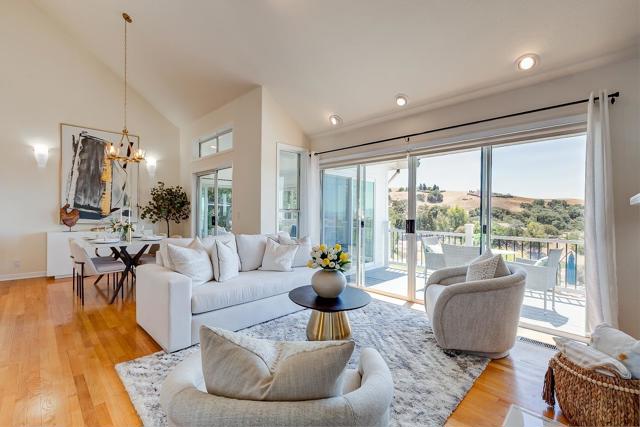 3415 Spring Creek Lane, Milpitas CA: https://media.crmls.org/mediaz/3f8d25bd-9842-4e9b-bdf0-10a40bc8b77d.jpg