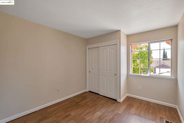 85 Duckhorn Place, Oakley CA: https://media.crmls.org/mediaz/3f8d6964-ed7d-4ed5-956d-553a6a2199c9.jpg