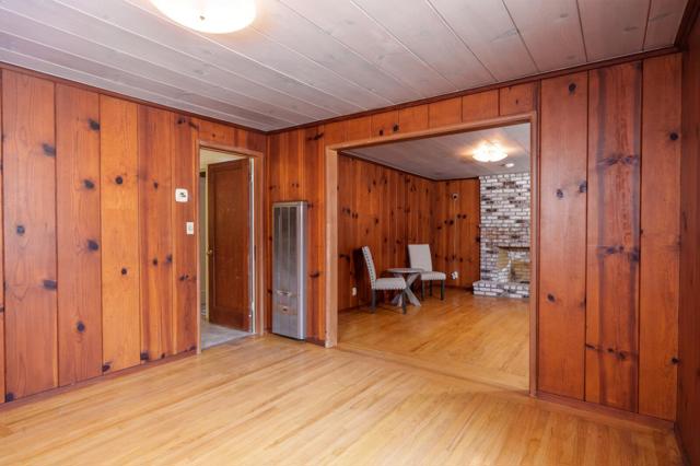 774 Chestnut Street, San Carlos CA: https://media.crmls.org/mediaz/3f8d6ee8-92e8-48b4-8e91-8b5460812ea1.jpg