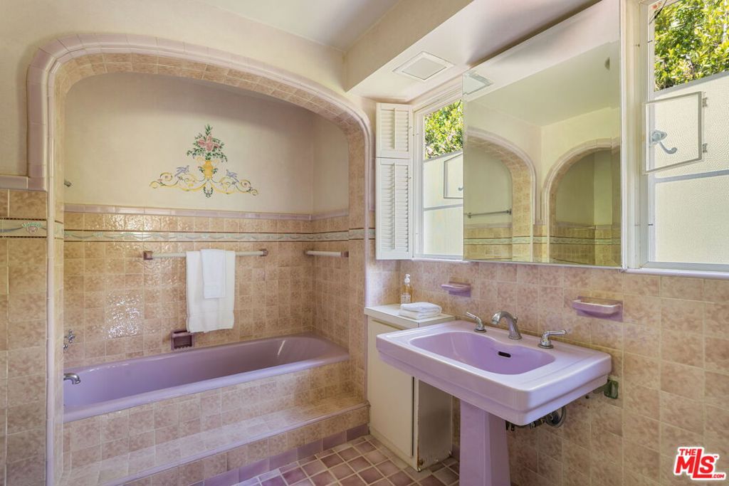 MLS #26862807 image #17