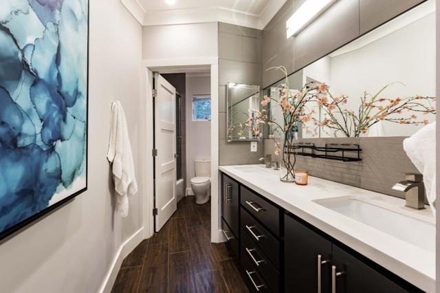 706 N San Antonio Road, Los Altos CA: https://media.crmls.org/mediaz/3f8e769a-ed1e-4f62-b775-37e0a9129686.jpg