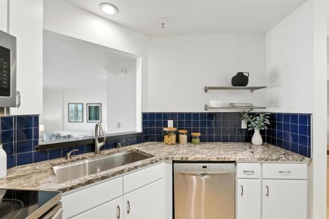 580 Pointe Pacific, Daly City CA: https://media.crmls.org/mediaz/3f8e833f-2dcd-4cb6-892a-b8bd2cdd936f.jpg