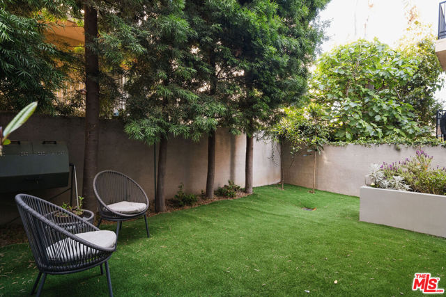 1752 Stoner Avenue, Los Angeles CA: https://media.crmls.org/mediaz/3f8f47d0-7688-49c2-9443-5bbe4cdef137.jpg