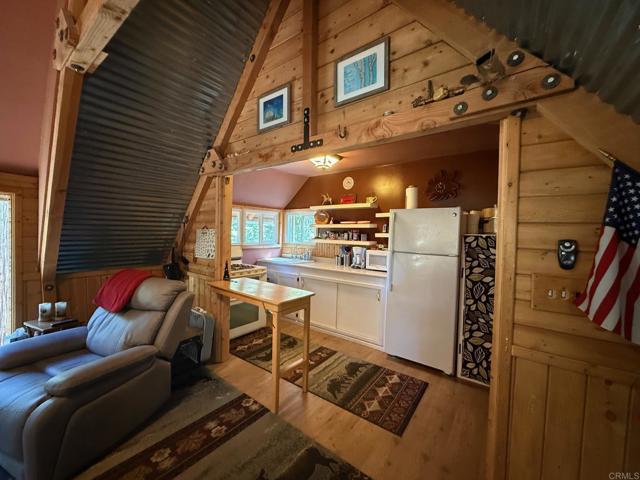 Detail Gallery Image 9 of 49 For 32811 Birch Hill Rd, Palomar Mountain,  CA 92060 - 2 Beds | 1 Baths