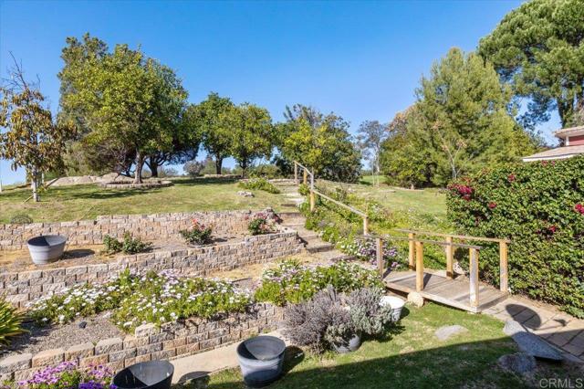 Detail Gallery Image 28 of 50 For 18218 Paradise Mountain Rd #81,  Valley Center,  CA 92082 - 2 Beds | 2 Baths