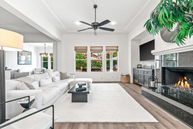 76158 Via Montelena, Indian Wells CA: https://media.crmls.org/mediaz/3f9176fb-dd40-4946-a132-bd31218bf806.jpg