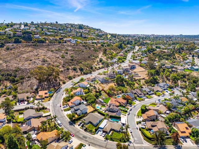 Detail Gallery Image 31 of 37 For 7310 Margerum Ave, San Diego,  CA 92120 - 4 Beds | 2/1 Baths