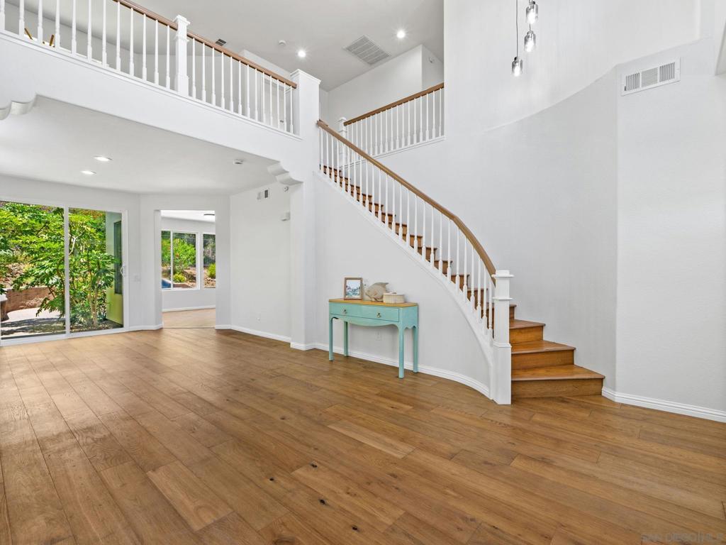 4308 Calle Mar De Ballenas - photo 4