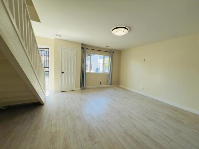 631 Foster Court, Hayward CA: https://media.crmls.org/mediaz/3f9379f4-2ea8-42e6-b400-b3a90dc95dc0.jpg