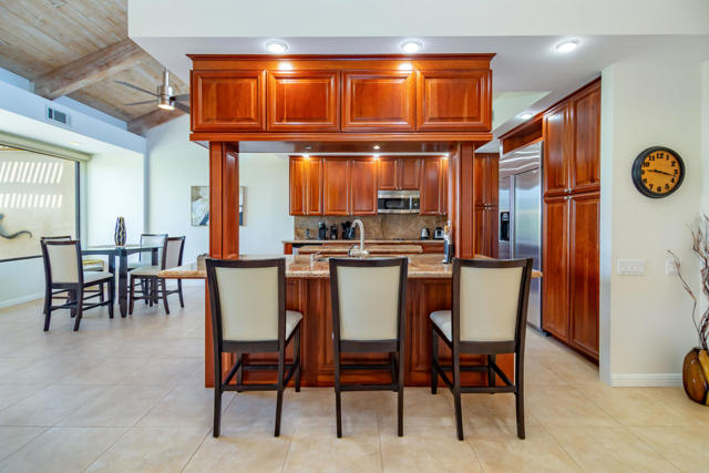 628 Hospitality Drive, Rancho Mirage CA: https://media.crmls.org/mediaz/3f939b8f-e675-463d-bfa5-fbd6e7dfbbc2.jpg