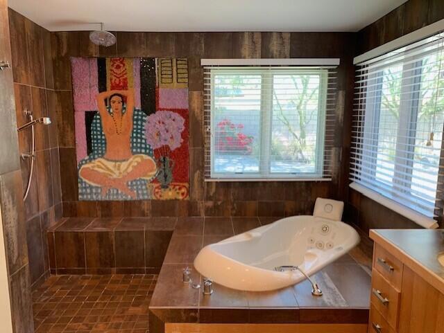 3045 N Cerritos Road, Palm Springs CA: https://media.crmls.org/mediaz/3f94358a-79d9-4c7f-8648-cdb209e236fc.jpg