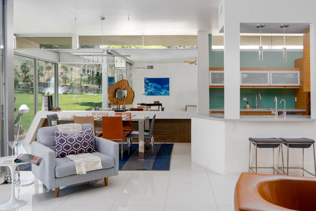 26 Lakeview Circle, Palm Springs CA: https://media.crmls.org/mediaz/3f950f6a-b759-491b-8b1c-eac7ac008881.jpg