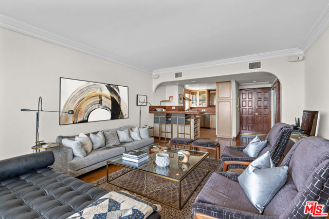 8787 Shoreham Drive, West Hollywood CA: https://media.crmls.org/mediaz/3f95add1-ce3d-4ed8-ae59-5abe867c170c.jpg
