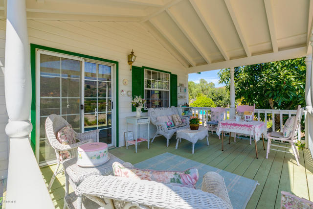 1480 Magnolia Drive, Santa Paula CA: https://media.crmls.org/mediaz/3f9706e2-da78-4adc-b8be-f9c8cae38f71.jpg