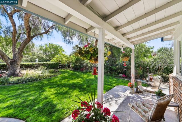 91 Lozoya Way, Oakley CA: https://media.crmls.org/mediaz/3f971922-2f8c-4c22-9db4-35107b6f5db9.jpg