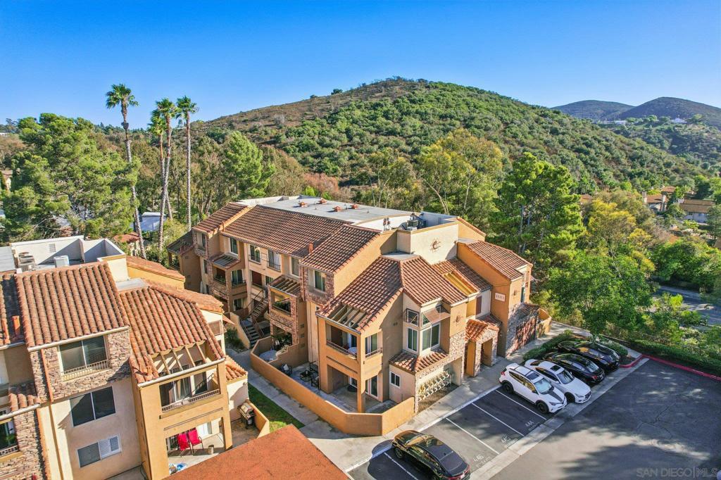 MLS #250037661SD image #33