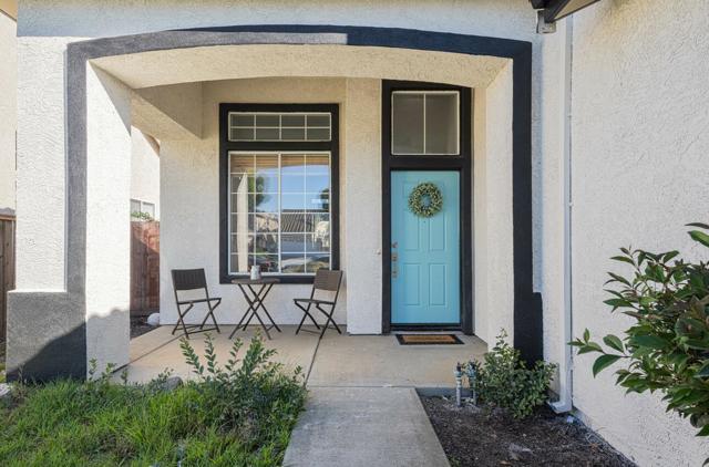 327 Rhine Court, Salinas CA: https://media.crmls.org/mediaz/3f9a2948-f73d-4a34-bbad-d25e988ddc8f.jpg