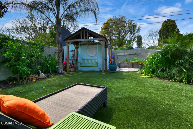 7761 Balcom Avenue, Reseda CA: https://media.crmls.org/mediaz/3f9a3505-defc-455f-a8cd-9bfad4c67385.jpg