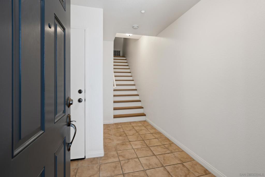 3538 Shoreline Bluff Lane - photo 3