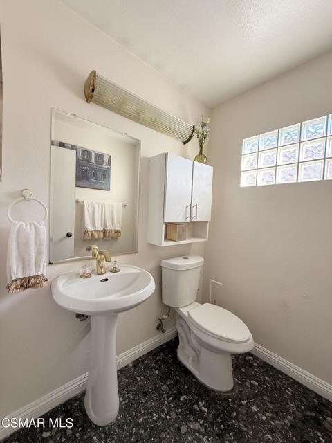 7055 Mango Street, Rancho Cucamonga CA: https://media.crmls.org/mediaz/3f9b610d-4a6a-4f2e-b7fd-94b652d3170f.jpg