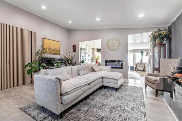 Image 6 of 46 For 4253 Rosenbaum Avenue