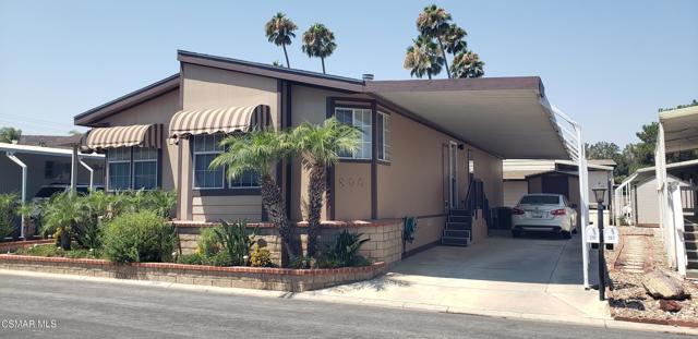 195 Tierra Rejada Road, Simi Valley CA: https://media.crmls.org/mediaz/3f9b9d63-3d64-48b3-bdcb-b7483397f79f.jpg
