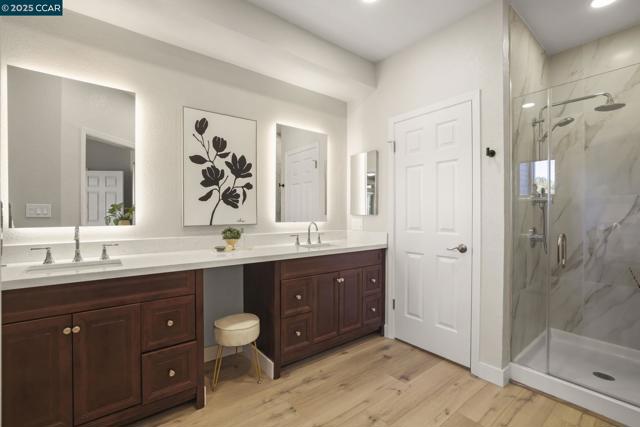 4701 Terra Granada Dr, Walnut Creek CA: https://media.crmls.org/mediaz/3f9c1a00-d822-409f-8ac2-4139acc4e470.jpg