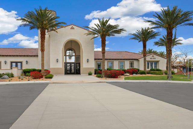 85701 Adria Drive, Indio CA: https://media.crmls.org/mediaz/3f9d9b10-4291-4c59-b447-bee95cc352b2.jpg