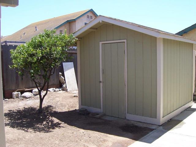 25620 Jefferson Street, Chualar CA: https://media.crmls.org/mediaz/3f9e2fdf-0937-42e0-8f5e-88a3b3a6af6c.jpg
