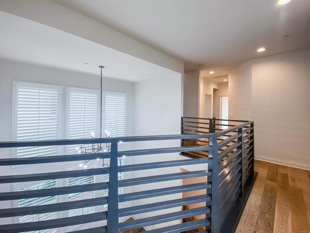 Image 11 of 41 For 2206 Element Way