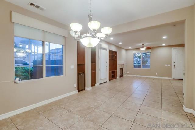 1715 Rolling Water Dr, Chula Vista CA: https://media.crmls.org/mediaz/3fa25ba1-ba9b-4f3b-84e4-f25745f26dba.jpg