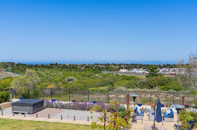 2967 Garnet Way, Marina CA: https://media.crmls.org/mediaz/3fa263c8-b75c-4ba5-acba-55cdac126a2e.jpg