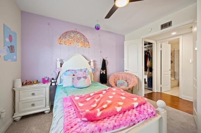 4048 Raffee Dr, San Diego CA: https://media.crmls.org/mediaz/3fa35f69-8779-4697-9ea8-8d4b84dce88d.jpg