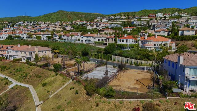 1502 Paseo De Oro photo 2